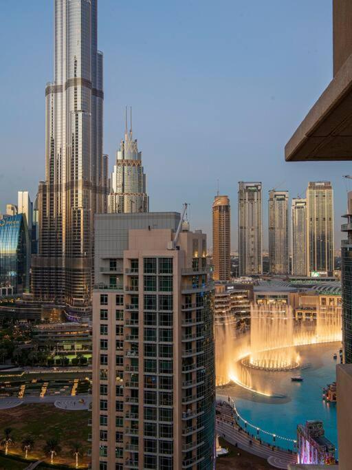Apartment First Class 2br With Burj Khalifa & Fountain View